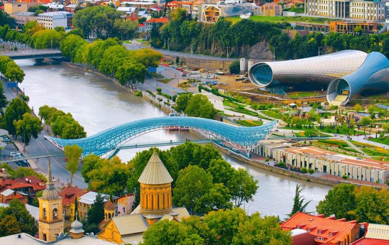 Солнечная Грузия: Тбилиси, Мцхета, Батуми на море
